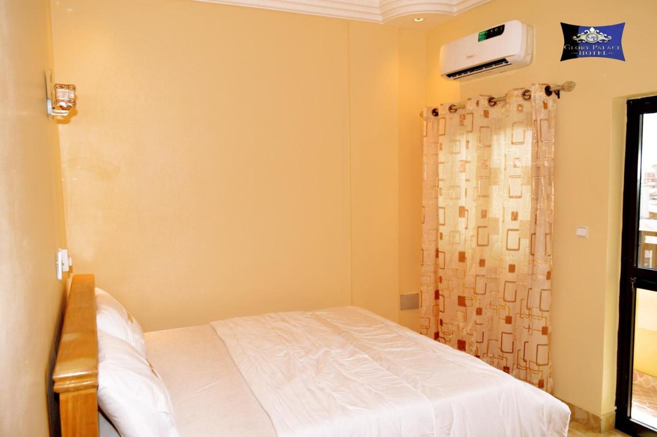 Glory Palace Hotel 科托努 外观 照片